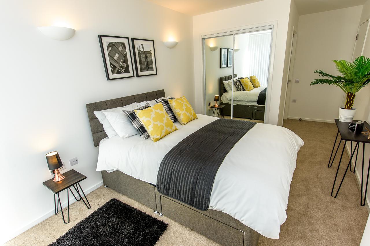 Approved Serviced Apartments Skyline Манчестър Екстериор снимка
