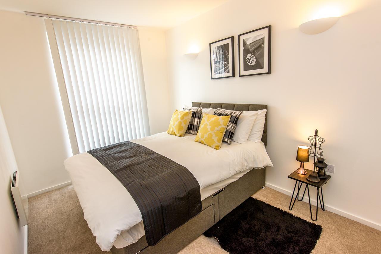 Approved Serviced Apartments Skyline Манчестър Екстериор снимка