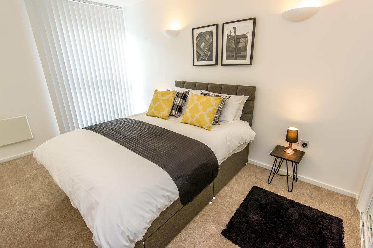 Approved Serviced Apartments Skyline Манчестър Екстериор снимка