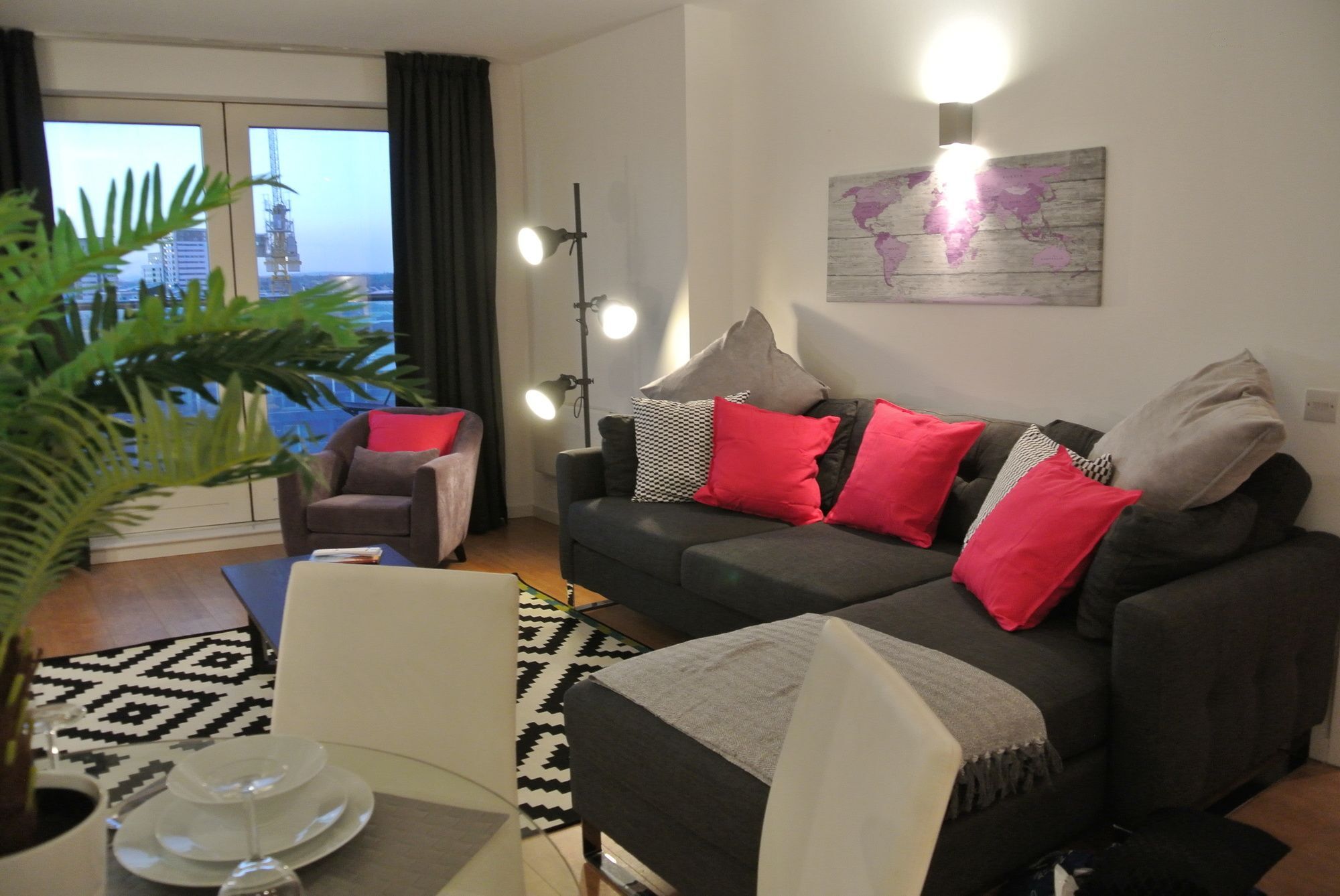 Approved Serviced Apartments Skyline Манчестър Екстериор снимка